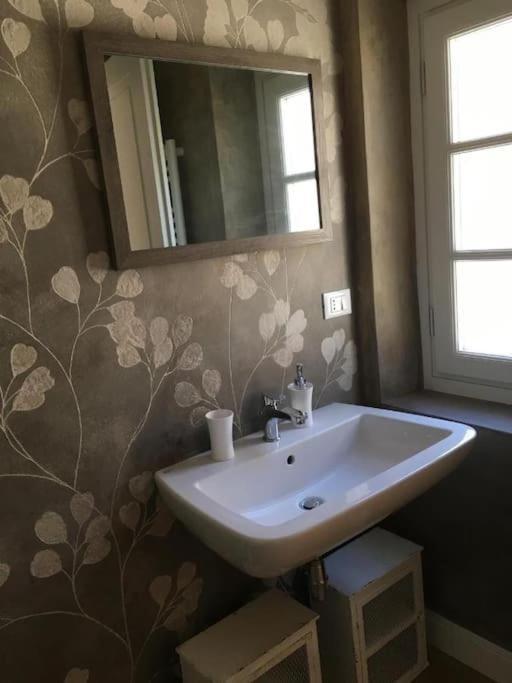 Apartamento Di Charme A Due Passi Dalla Stazione Florença